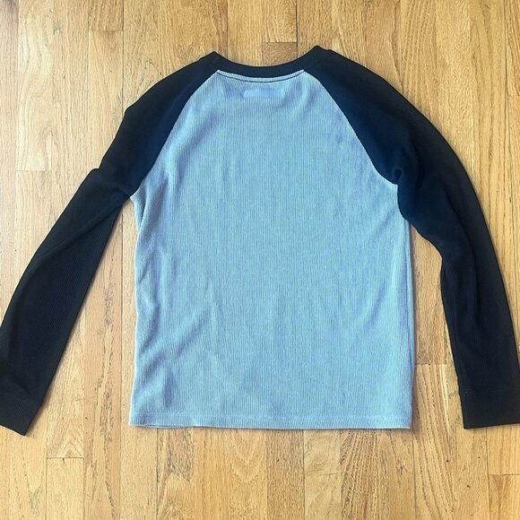 Boys abercrombie kids long sleeve t-shirts - Size 13/14 - two shirts - Picture 3 of 7